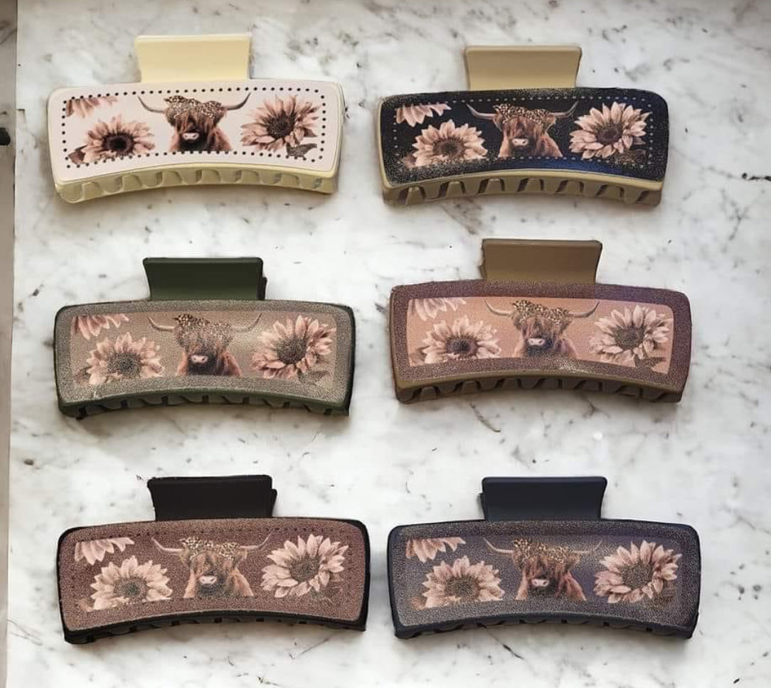 Highland Cow Clips