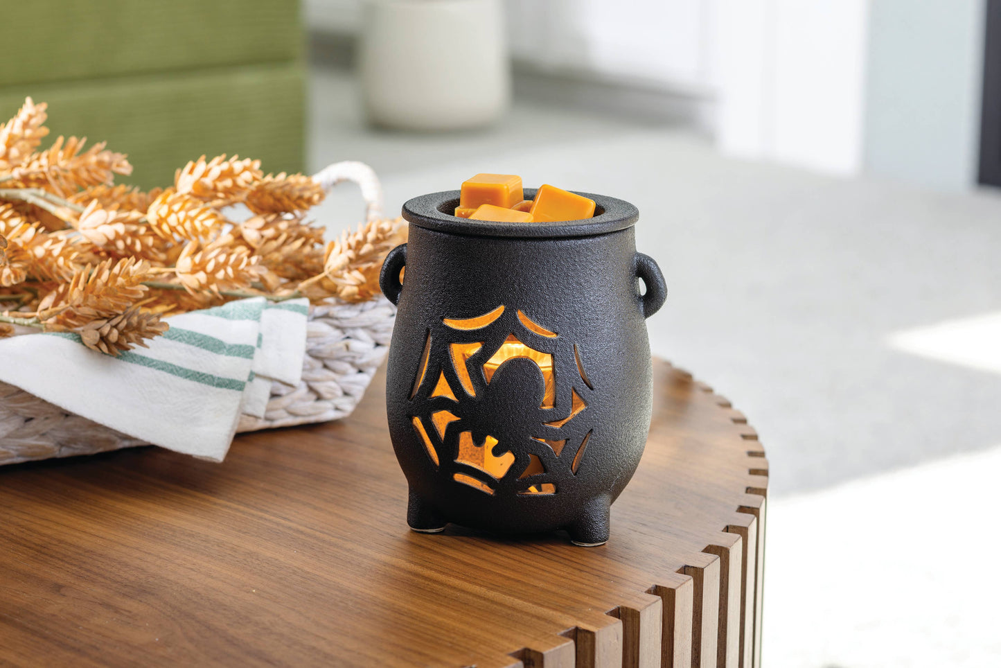 Creepy Cauldron Illumination Wax Warmer