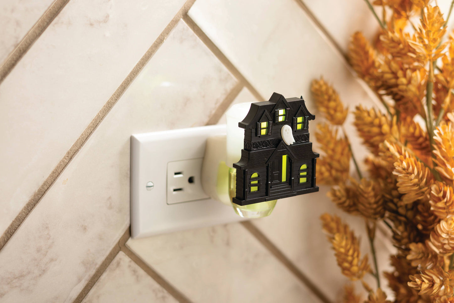 Haunted Mansion WallScents Warmer
