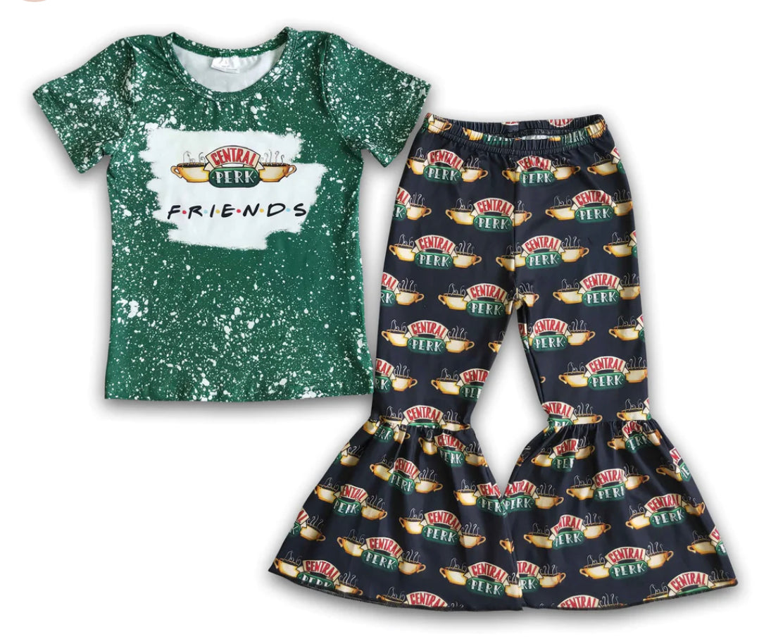 Central Perk Outfit